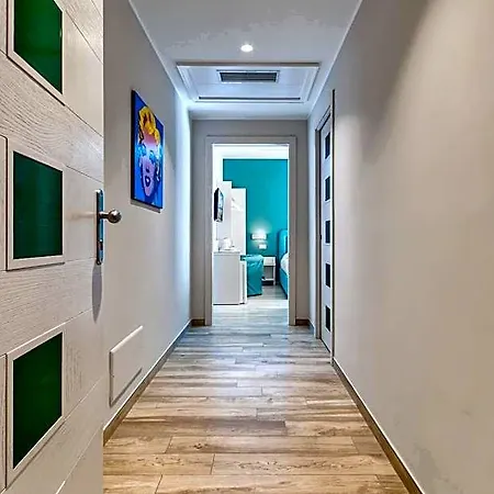 Tiffany Bed & Breakfast 4*